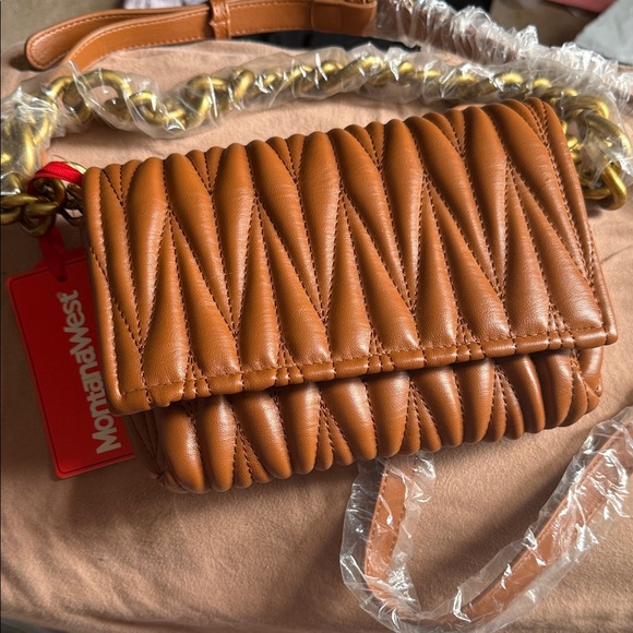 🆕Montana West Tan Quilted Crossbody Bag - Picture 1 of 6